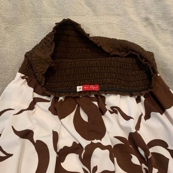 Dress - Picture 10 of 11